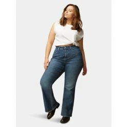 Warp + Weft Mia Plus - High Rise Flair | Feel Good Denim 11 Warp + Weft Mia Plus - High Rise Flair | Feel Good Denim -Druthers Shop unnamed file 1045