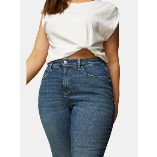 Warp + Weft Mia Plus - High Rise Flair | Feel Good Denim 8 Warp + Weft Mia Plus - High Rise Flair | Feel Good Denim - Image 6