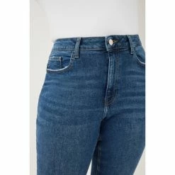 Warp + Weft MAB Plus - Slim Straight Jeans - Skylark Denim -Druthers Shop unnamed file 159