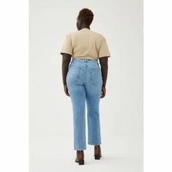 Warp + Weft MAB Plus - Slim Straight Jeans - Clare Denim -Druthers Shop unnamed file 259