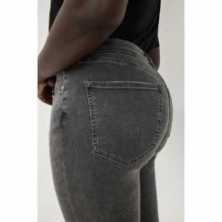 Warp + Weft Jfk Plus Skinny Jeans - Gris Jeans & Denim 10 Warp + Weft Jfk Plus Skinny Jeans - Gris Jeans & Denim -Druthers Shop unnamed file 356