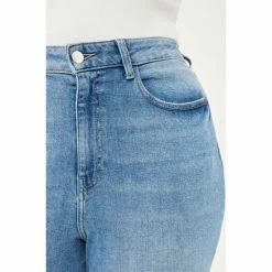 Warp + Weft Mia Plus - High Rise Flare Jeans - Smith Denim -Druthers Shop unnamed file 567