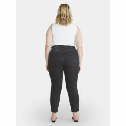 Warp + Weft CDG Plus Size Vintage High Rise Straight - Whisper Denim -Druthers Shop unnamed file 764
