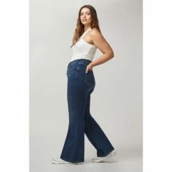 Warp + Weft MIA Plus - High Rise Flare Jeans, Summertime Denim -Druthers Shop unnamed file 855