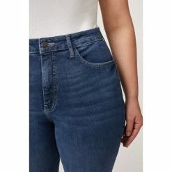 Warp + Weft MIA Plus - High Rise Flare Jeans, Summertime Denim -Druthers Shop unnamed file 858